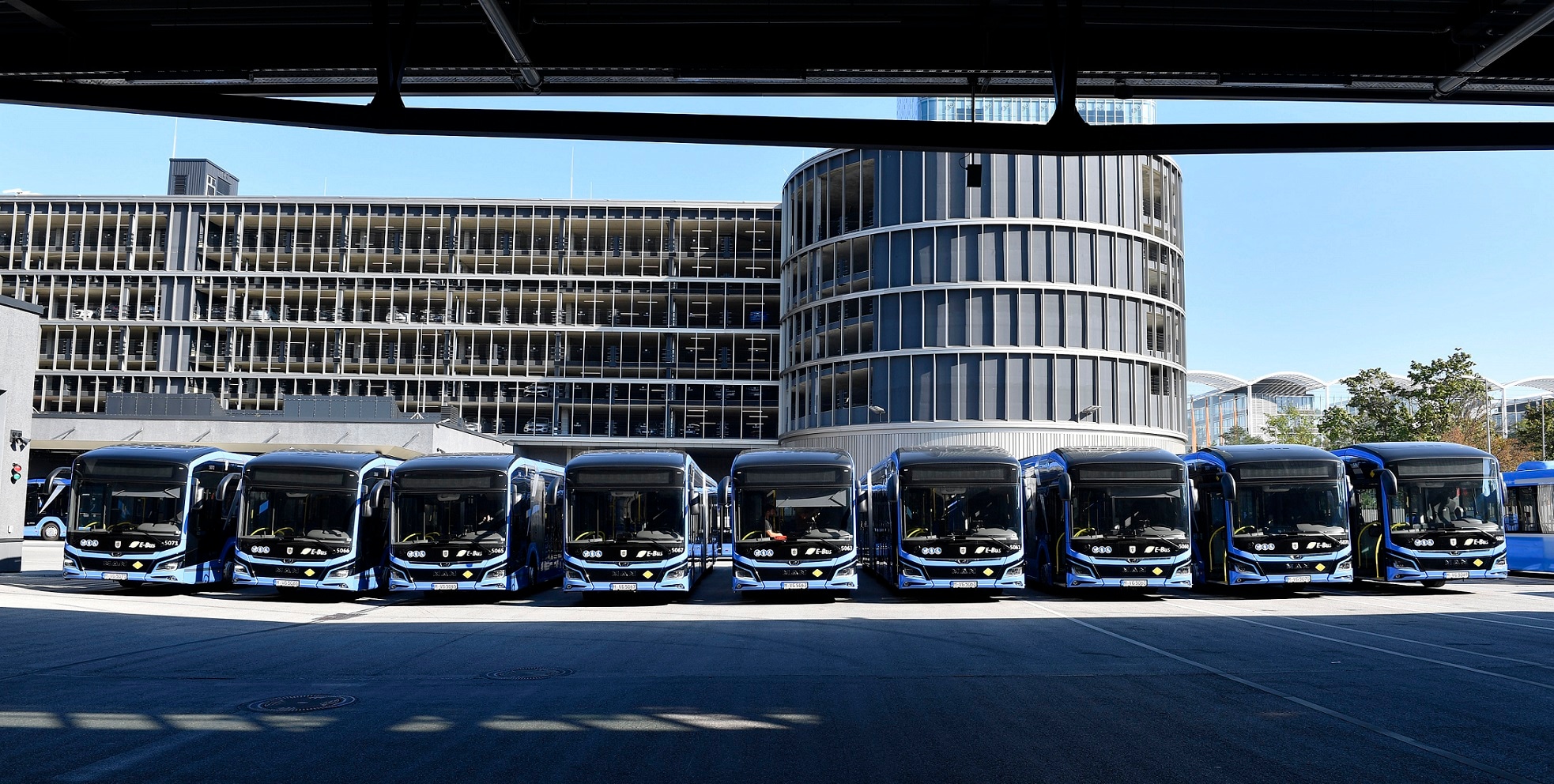 Nachhaltigkeit im Linienverkehr: Geschäftsführer Paul Kienberger über die Einführung der Elektrische Busse und die Zukunft der E-Mobilität