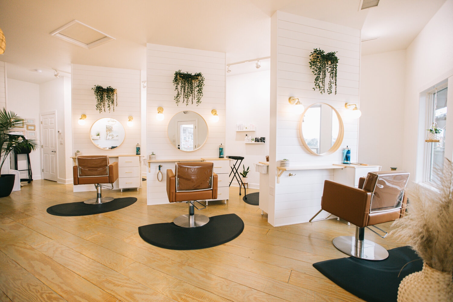 Entdecken Sie luxuriöse Wellness & Spa Einrichtung für Ihr Studio