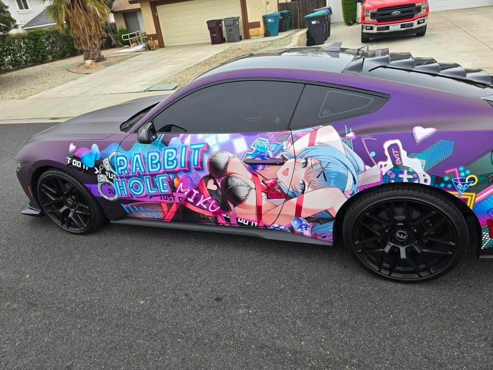 Anime Car selbst gestalten: Mit unserer Autofolierung auffallen wie nie zuvor