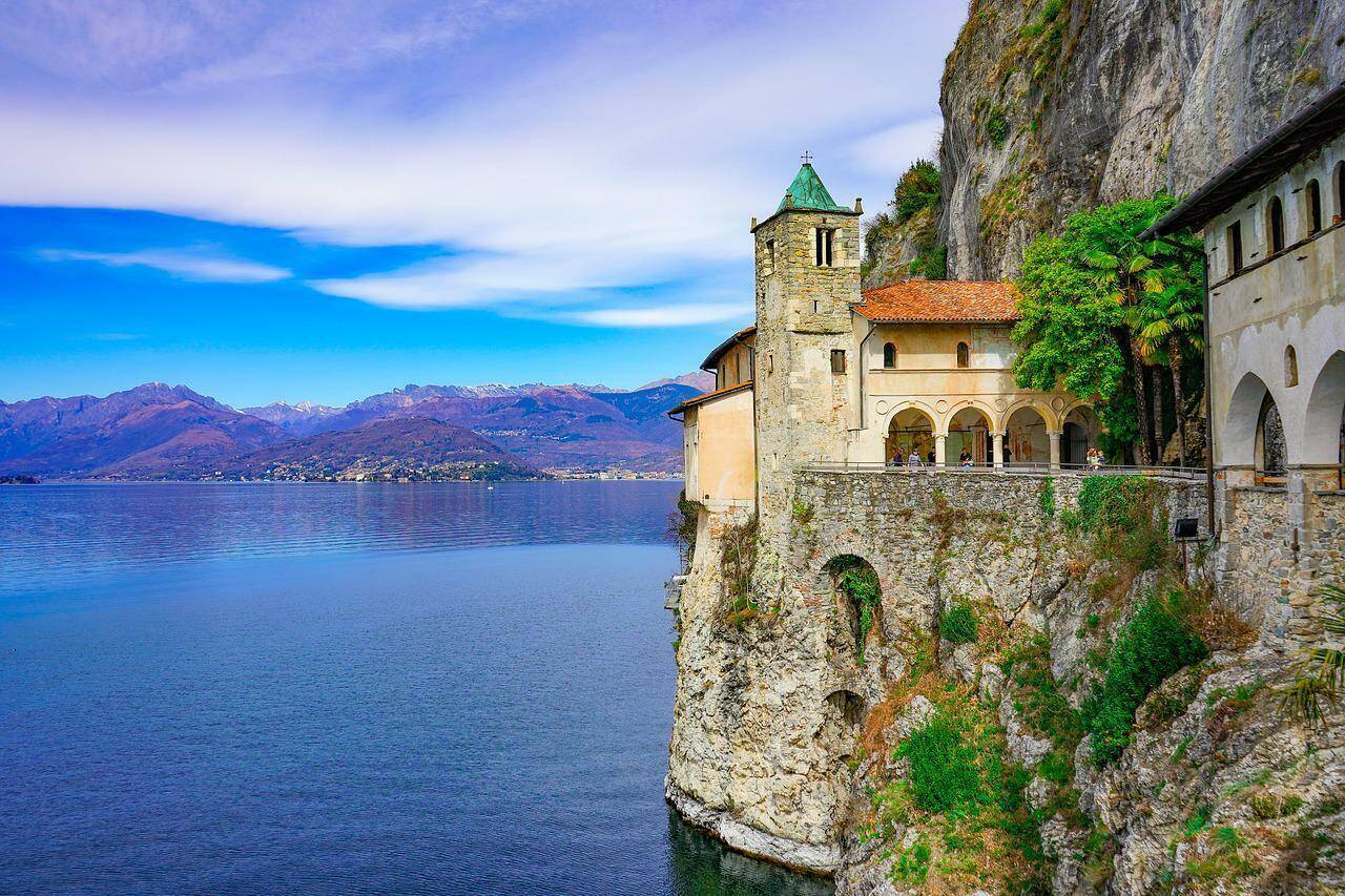 Lago Maggiore Camping: Entspannte Ferien im Feriendorf Cannobio