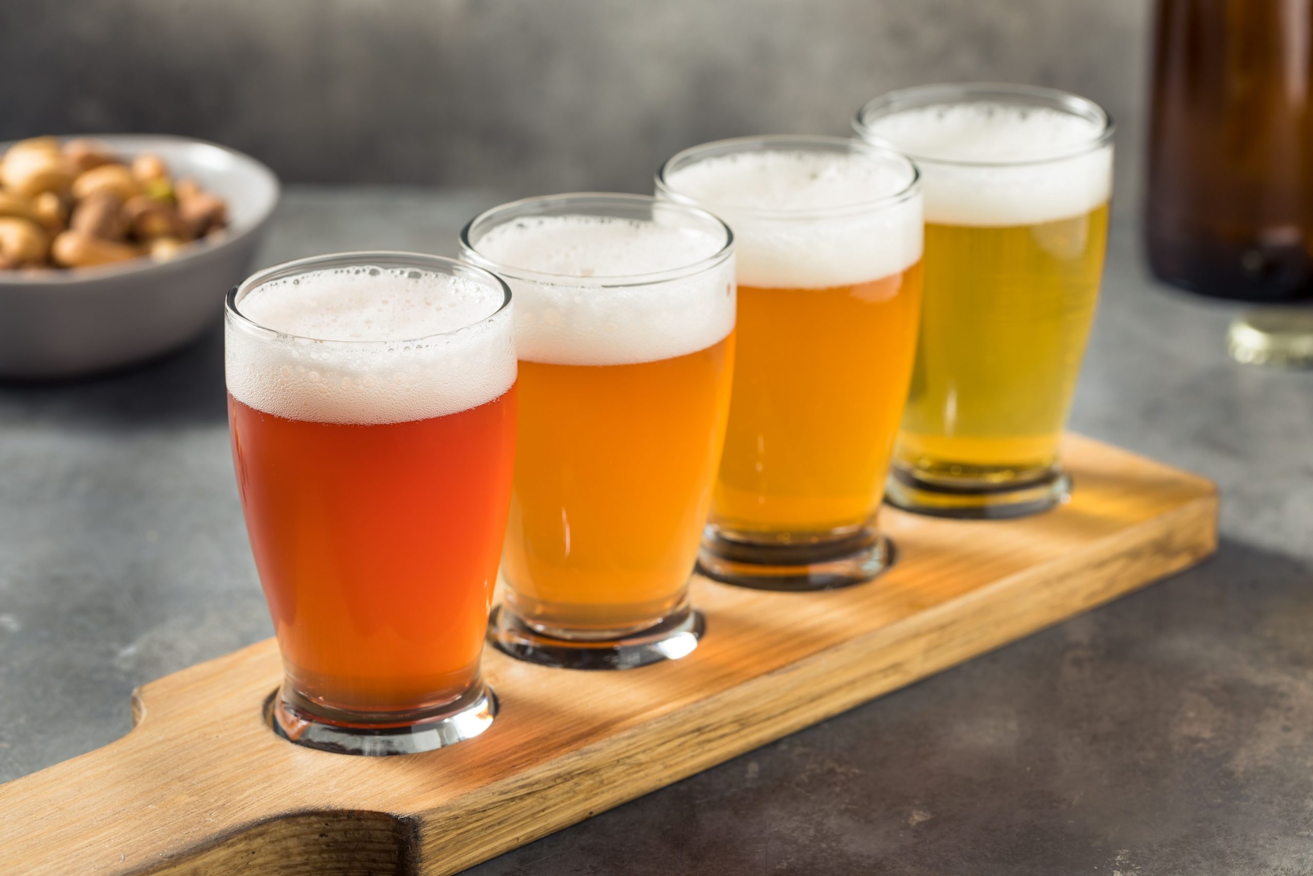 Vier Biere, ein Bus, null Stress – Bier Tour Pilsner pur