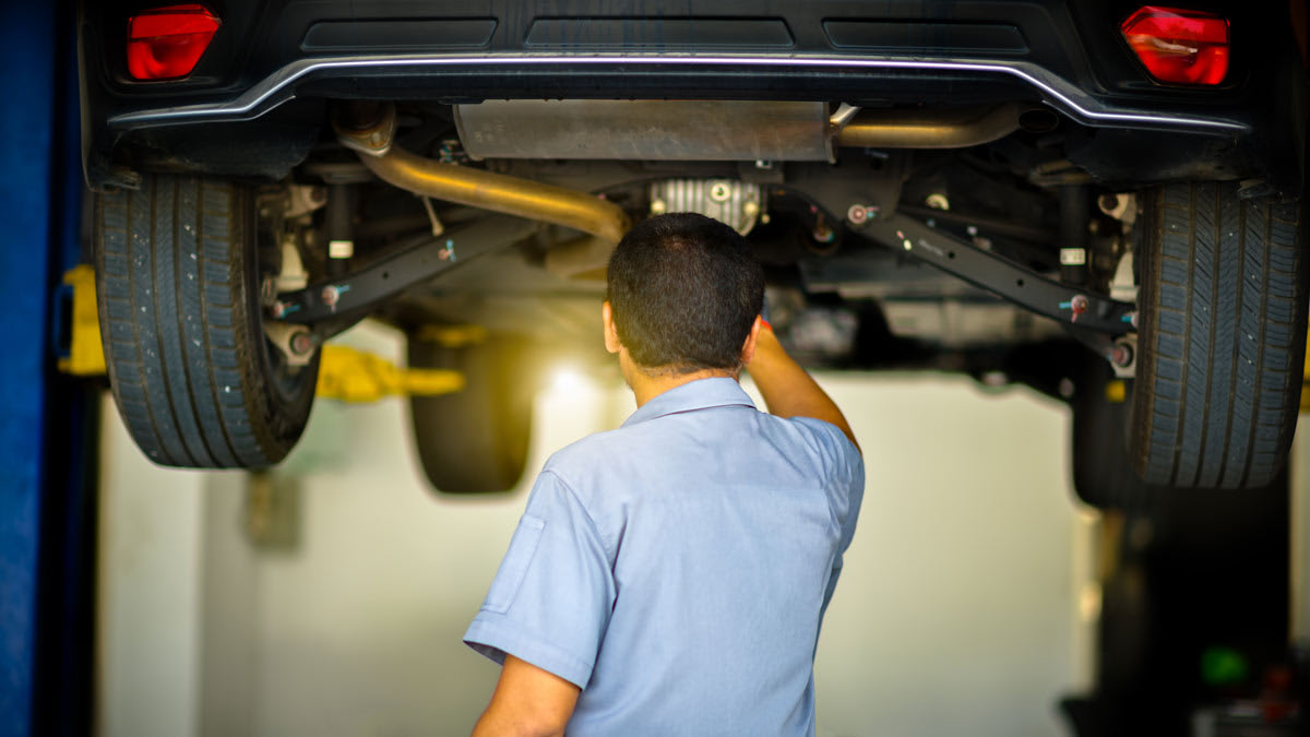 Auto trotz kapitalem Motorschaden verkaufen – Einfacher Ankauf in NRW