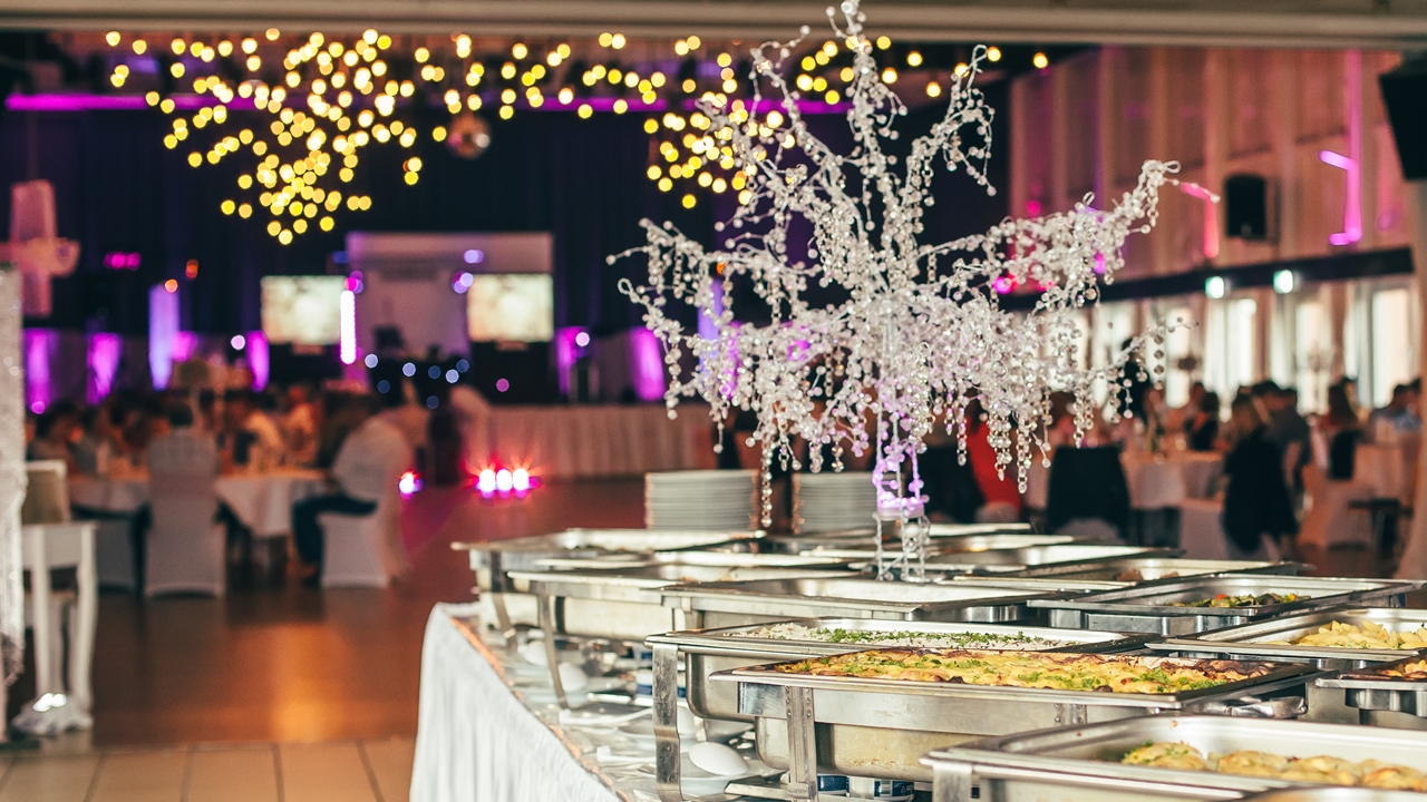 Catering4u: Frische Zutaten und erfahrene Mitarbeiter für Ihr Fest