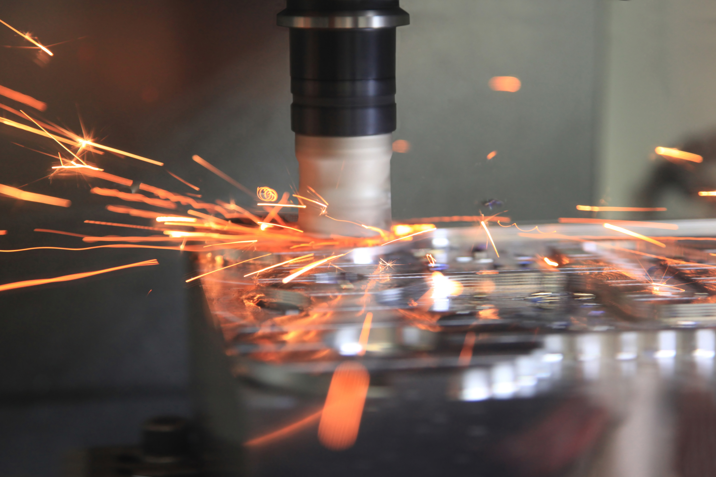 Hochwertige Drehteile aus Stahl, Edelstahl, Aluminium und mehr – Wir lieben Präzision!