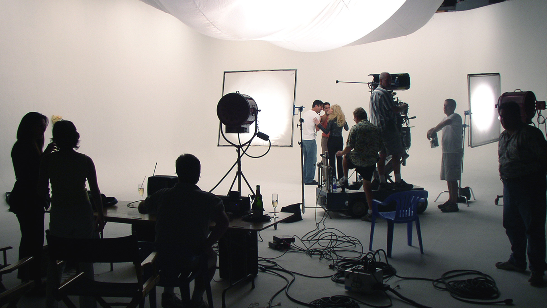 Filmproduktion Düsseldorf: Ihre Experten für Werbefilme, Fotografie und Kampagnen mit über 10 Jahren Erfahrung