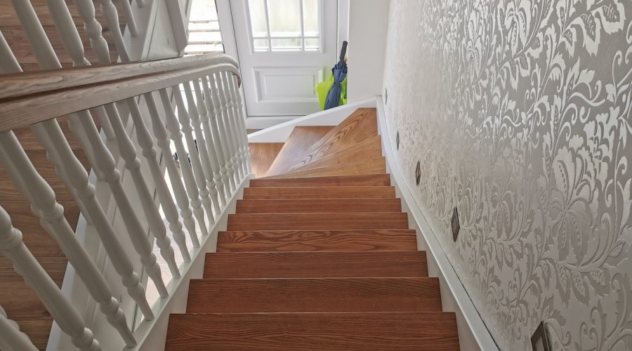Treppen aus Polen: Warum polnische Treppenbauer für Qualität, Design und Nachhaltigkeit stehen