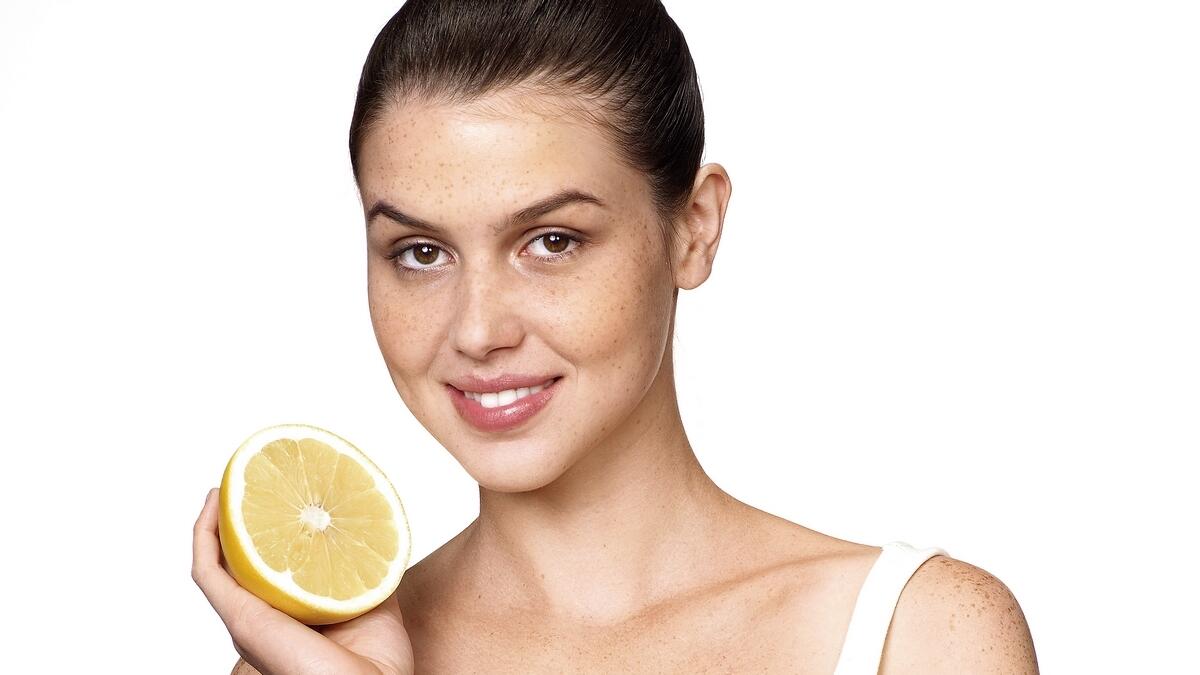Lemon Juice Treatment: Easily Remove Dark Spots Forever