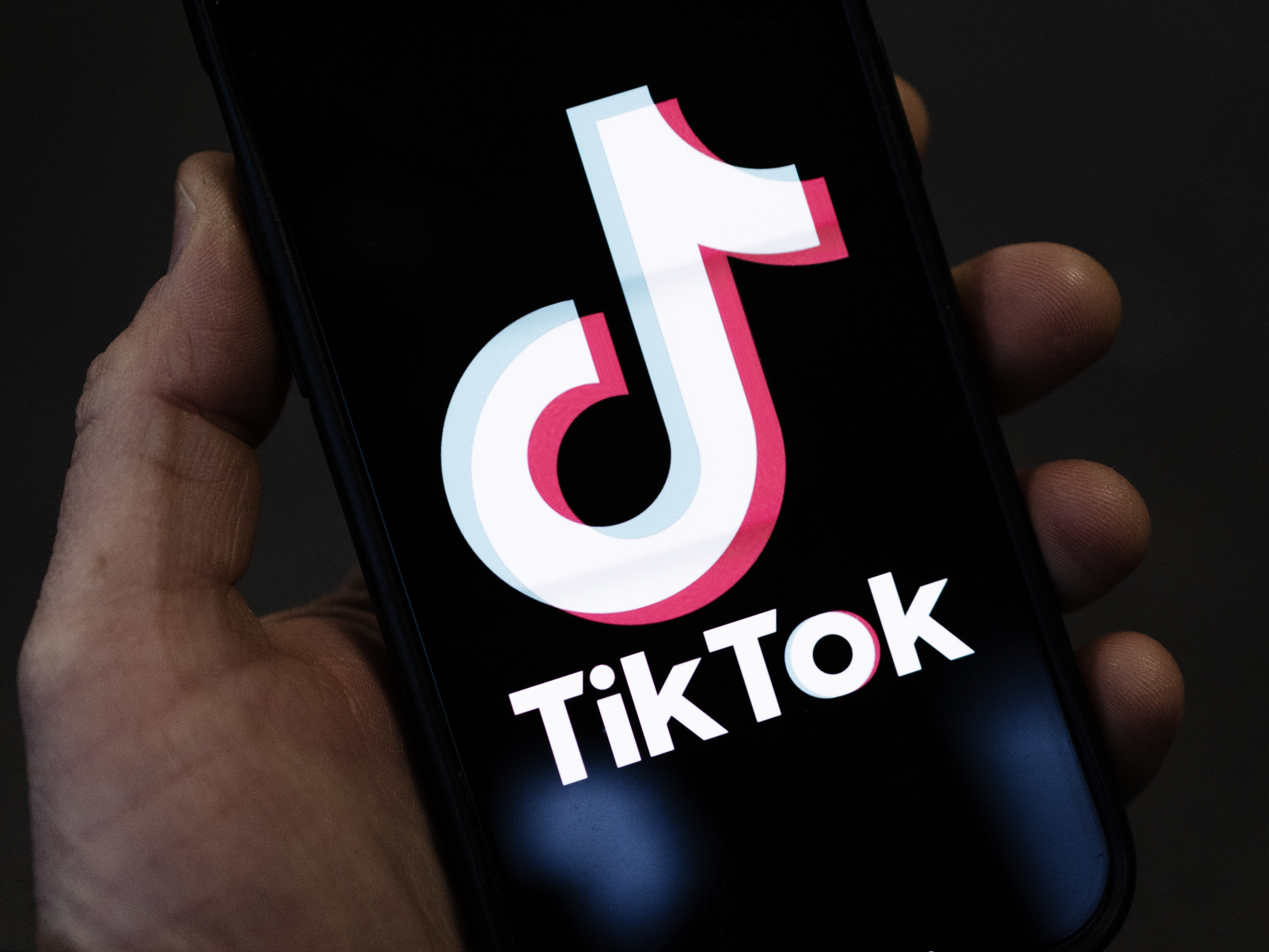 Verbessern Sie Ihr TikTok-Spiel: Gewinnen Sie hochwertige Follower mit Follower Hunter