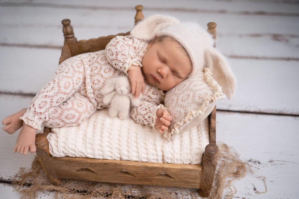 Sanfte Erinnerungen voller Liebe – dein persönliches Newborn Fotoshooting