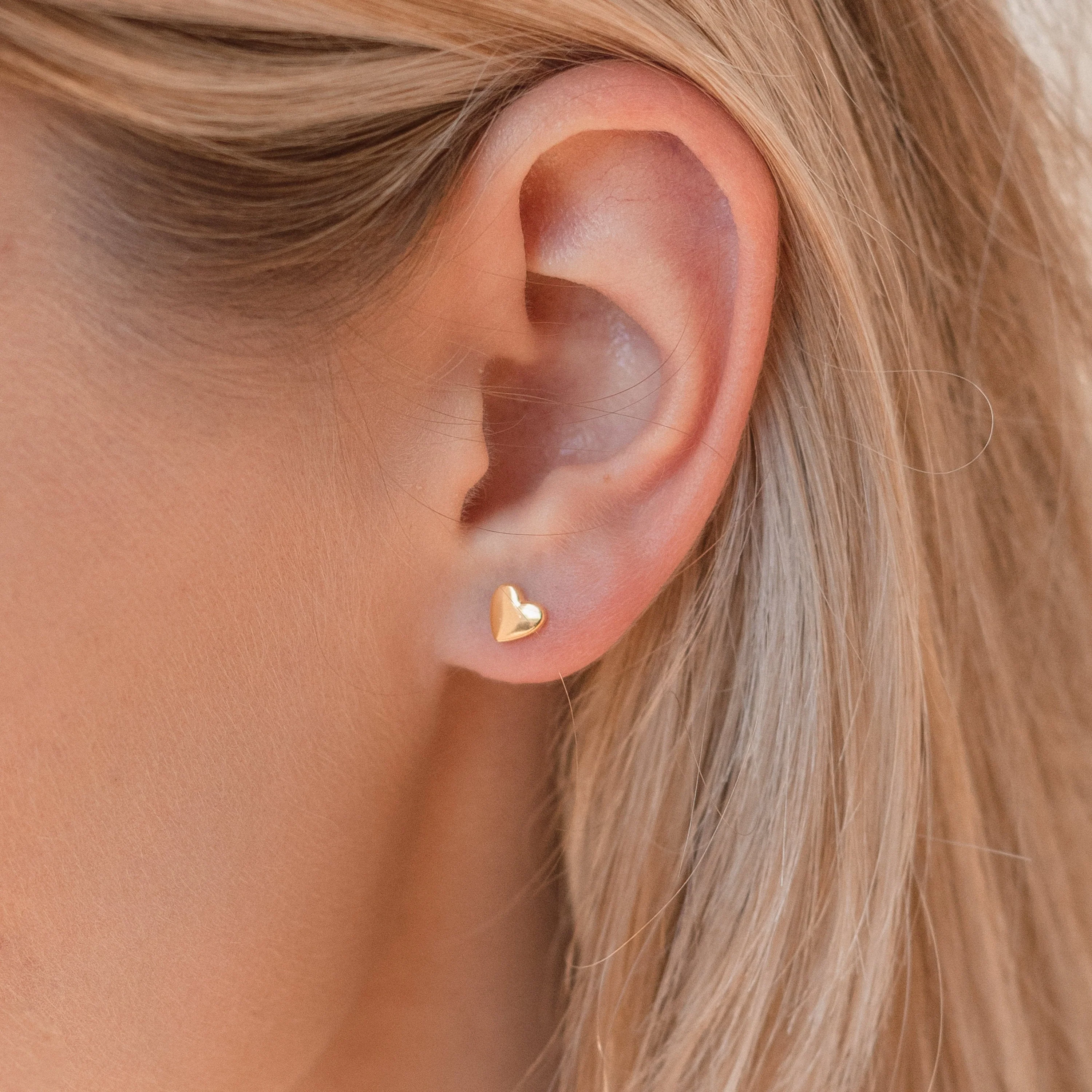 PITANI®️ Personalisierte Ohrringe: Schmuck, der Ihr Ohr verzaubert
