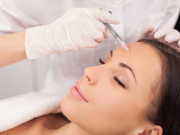 Lippen Aufspritzen Nürnberg: Wer darf die Behandlung durchführen?